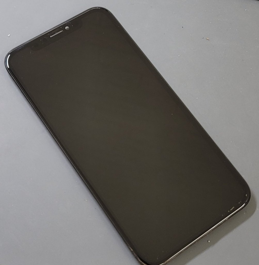 iPhone XR パネル交換