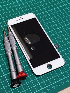 iPhone8 液晶交換
