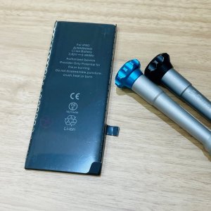 iPhone8　バッテリー交換