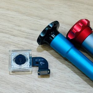 iPhone8 アウトカメラ修理