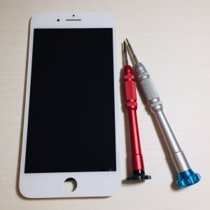 iPhone8 plus 液晶交換