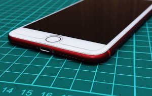 iPhone8plus ライトニング修理