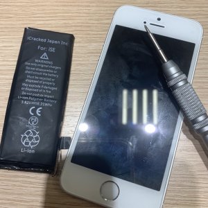 iPhoneSE バッテリー交換