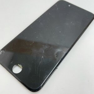 iPhone SE(第2世代）液晶交換