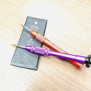 iPhone8 バッテリー交換