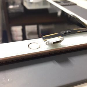 iPad6  ライトニング交換