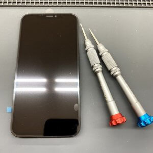 iPhoneXR フロントパネル交換