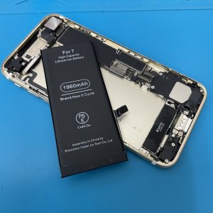 iPhone 7 バッテリー交換
