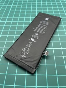 iPhone 8 バッテリー交換