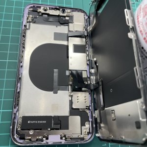 iPhone１１　バッテリー交換