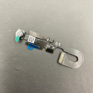 iPhone7 インカメラ交換