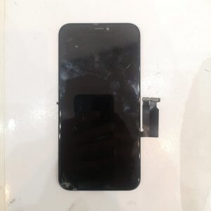 iPhone XR パネル修理