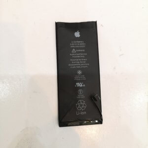 iPhone 8 バッテリー交換