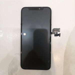 iPhone SE パネル修理