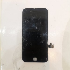 iPhone 8 パネル修理