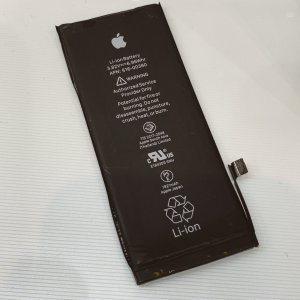 iPhone8 バッテリー交換