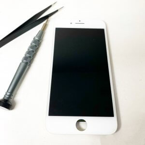 iPhone8 フロントパネル交換