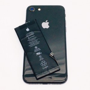 iPhone8 バッテリー交換