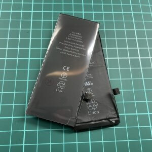 iPhone 8 バッテリー交換