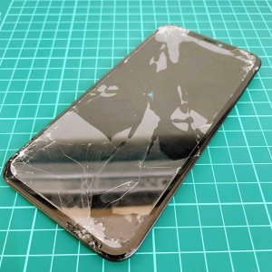 iPhone XR 液晶交換