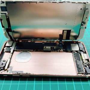 iPhone 7 バッテリー交換