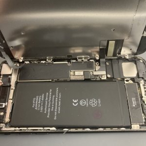 iPhone7 バッテリー交換