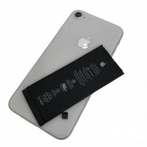 iPhone8 バッテリー交換