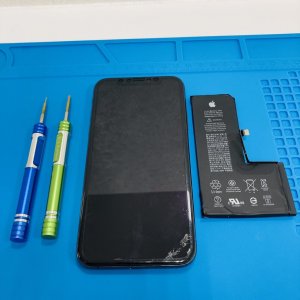 iPhoneXS バッテリー交換修理