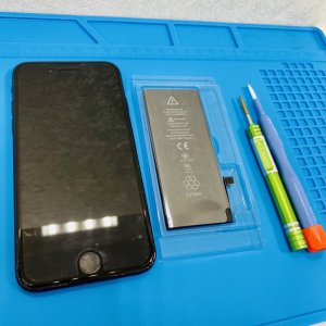 iPhoneSE バッテリー交換修理