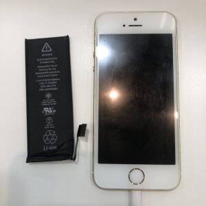 iPhone5S バッテリー交換修理
