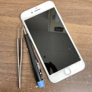 iPhone7 ガラスパネル 交換修理