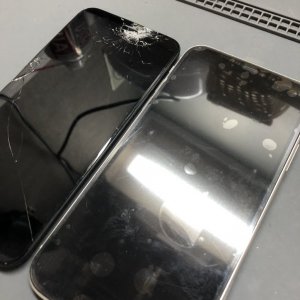iPhone11 パネル交換