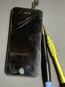 iPhone5C 液晶交換