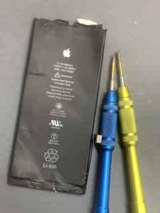 iPhone8plus バッテリー交換