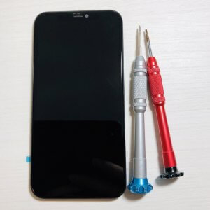 iPhone11 フロントパネル交換