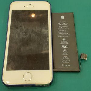 iPhoneSE バッテリー交換
