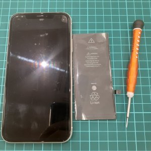 iPhoneXR バッテリー交換