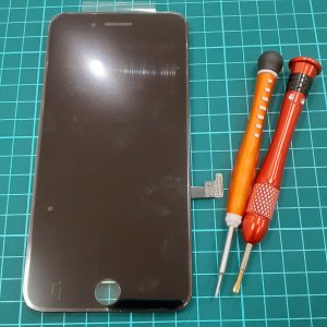 iPhone7Plus 液晶交換