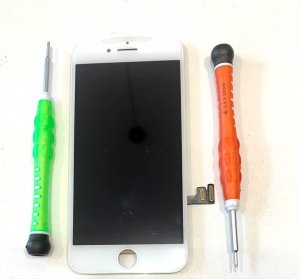 iPhone8 フロントパネル交換