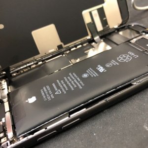 iPhone8　バッテリー交換