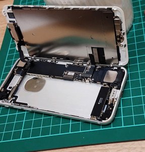 iPhone7 バッテリー交換