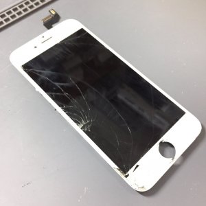 iPhone5 ガラスパネル交換
