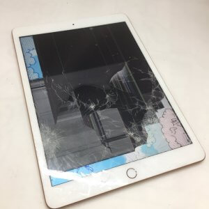 iPad7 液晶＆ガラスパネル交換