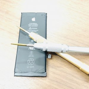 iPhone8 バッテリー交換
