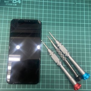 iPhone11　液晶交換