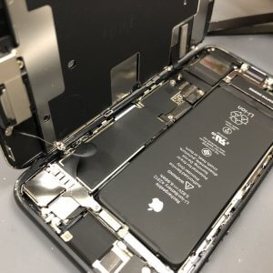 iPhoneSE(第2世代)　液晶交換