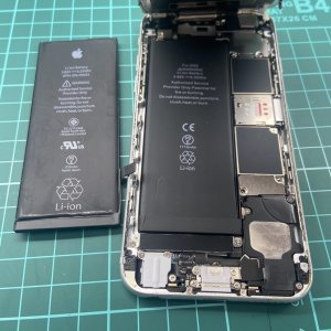 iPhone６S　バッテリー交換