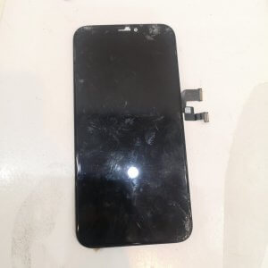iPhone XS パネル修理