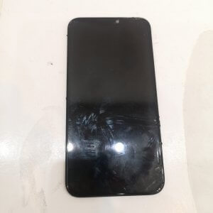 iPhone 11 パネル修理