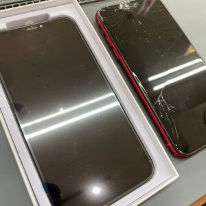 iPhoneXR フロントパネル交換